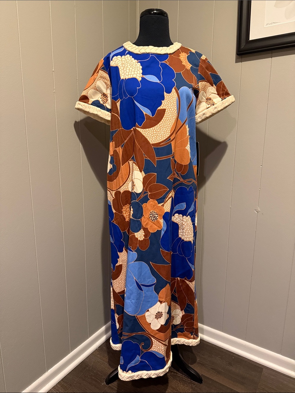 E Tuckernuck Women’s Medium Blue Brown Floral Maxi Dress with Cream Trim